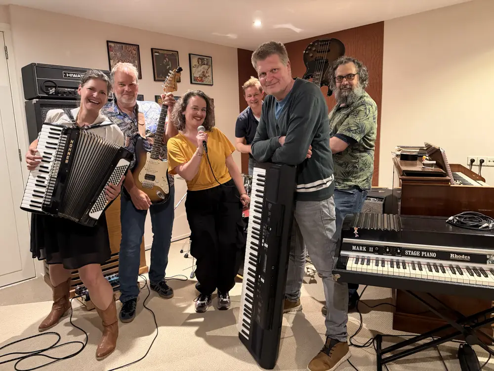 Alice in Wonderband